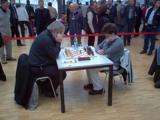 Artur Jussupow gegen Severin Papa