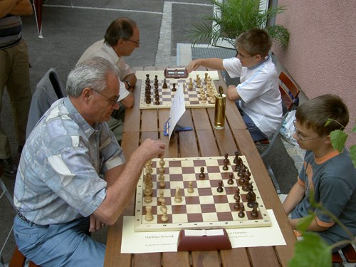 Die Spieler in ihren Partien